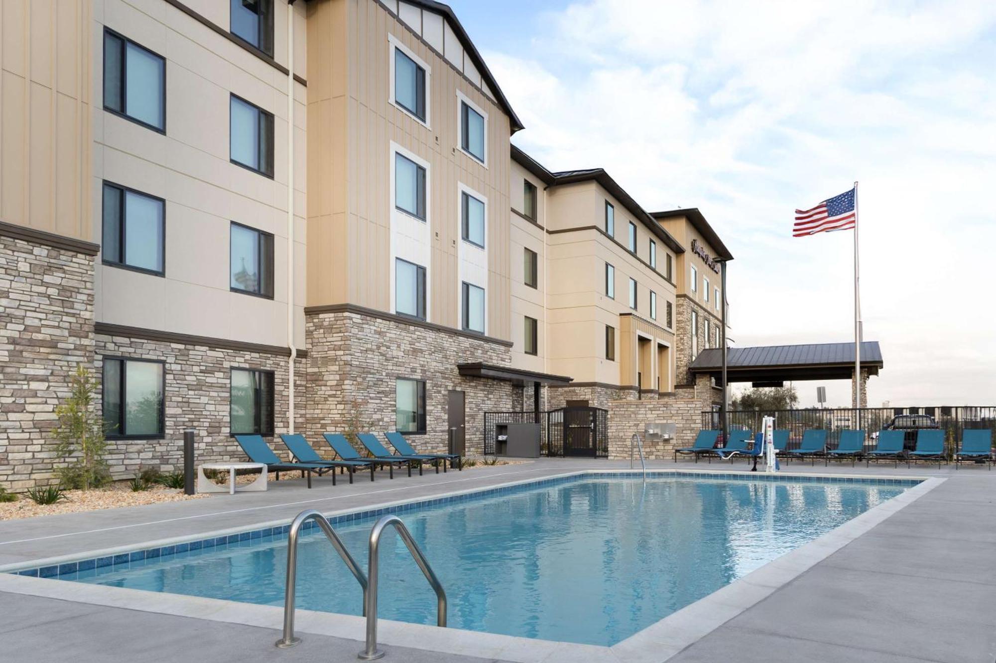 Hampton Inn & Suites Porter Ranch Los Angeles Exterior photo